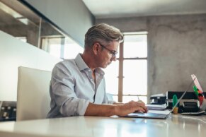 automate financial forecasting